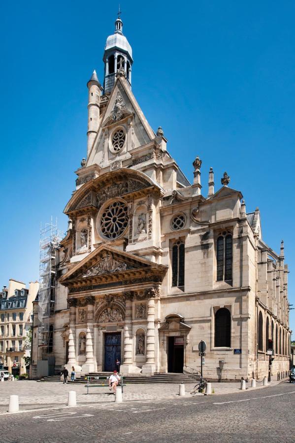 Place Du Pantheon * Parijs
